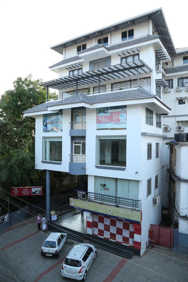 Hazmi Inn Perintalmanna 외부 사진